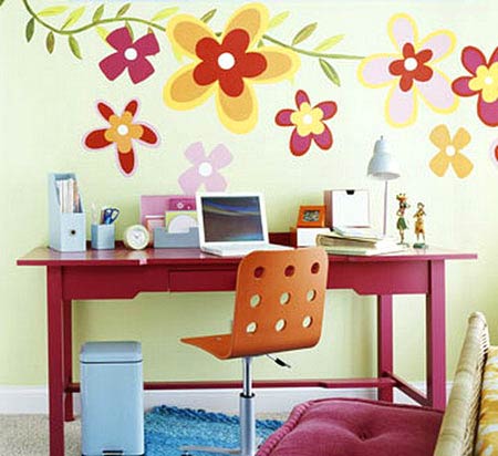 幼兒園的墻體彩繪應該在配色上有什么講究？